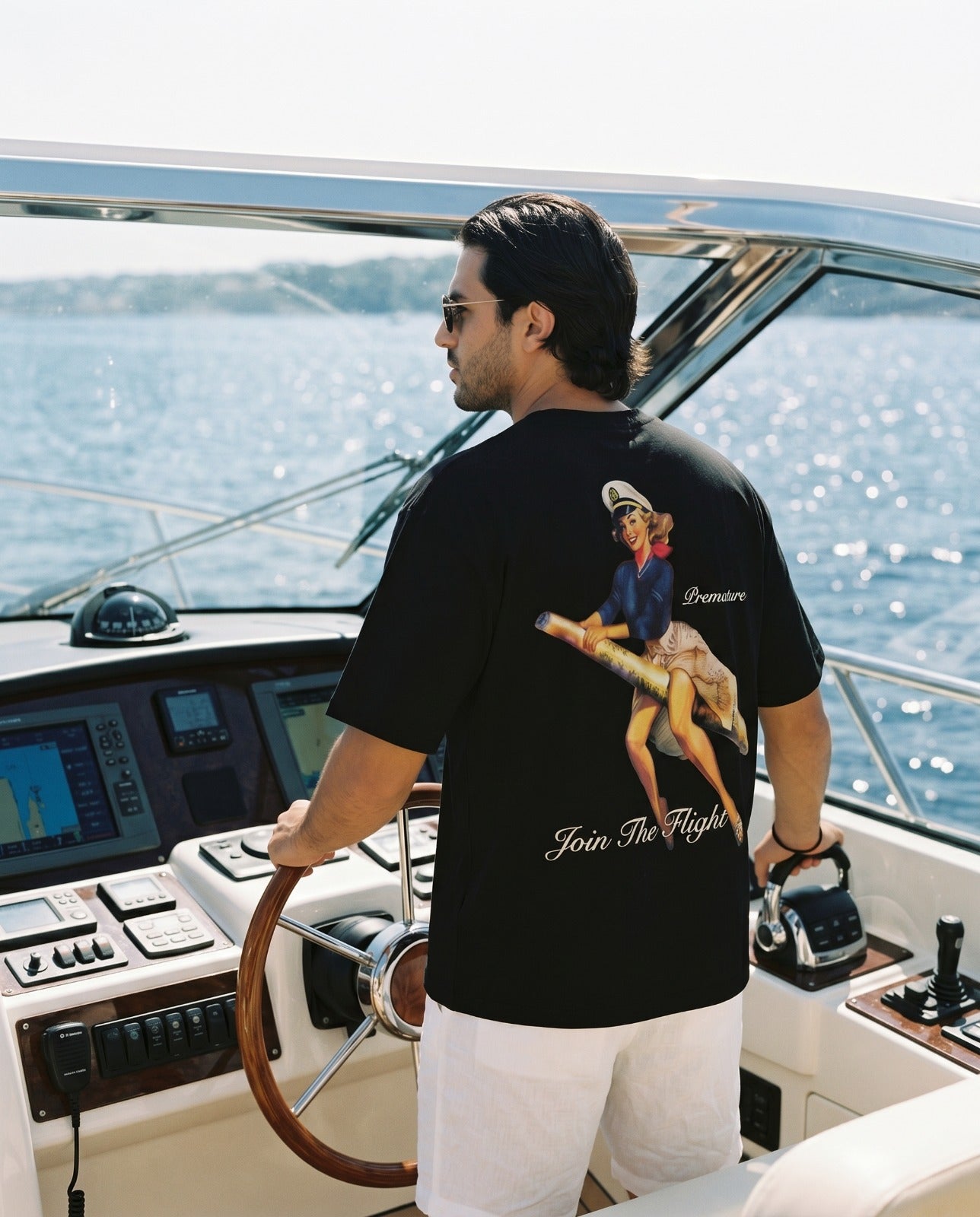 THE FLIGHT T-SHIRT